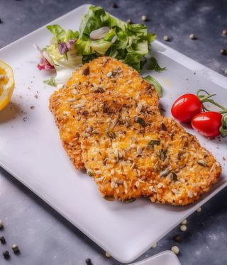 Șnițel porc cu mix de semințe & panko