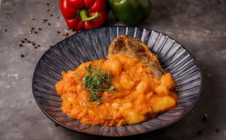 Papricas de cartofi cu porc