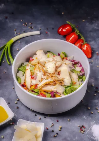 -Salată cu piept de pui