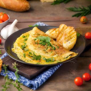 Omleta cu  sunca si cascaval