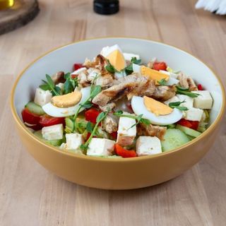 Salată de pui
