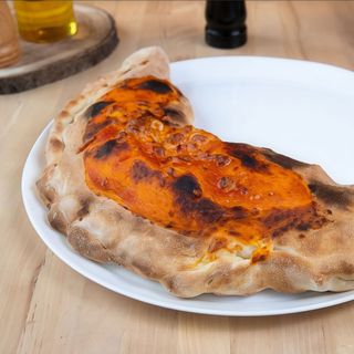 PIZZA CALZONE