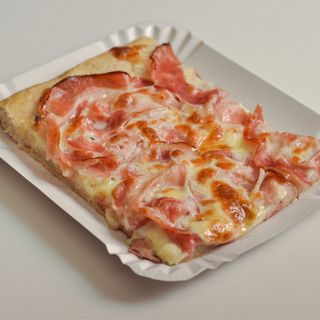 Pizza felie Porchetta