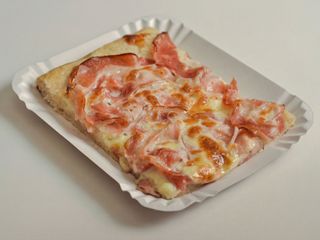 Pizza felie Porchetta