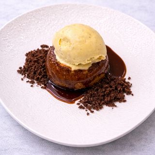 Sticky toffee