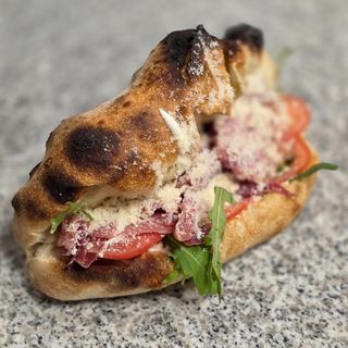 Calzone crudo