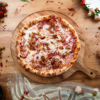 PIZZA CARNIVORE Ø32cm