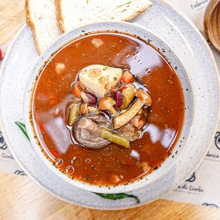 Bors de legume cu Hribi