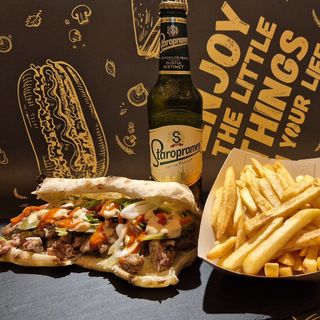 Salsiccia + Fries + Staropramen
