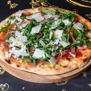 Pizza Crudo e Bufala