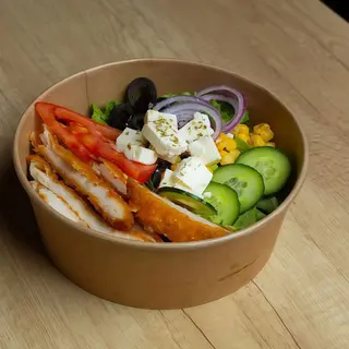 Salata cu snitel