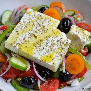 Salată Grecească