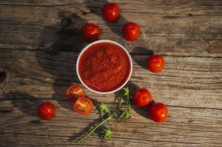 Sos de rosii dulce