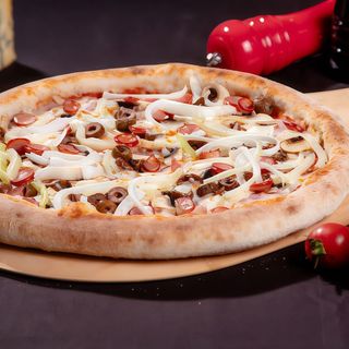 Pizza con Tutto Ø42cm