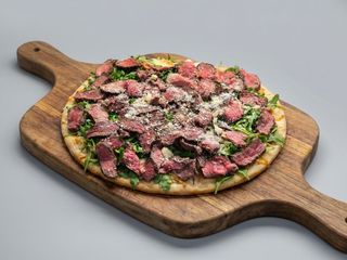 Pizza cu vrabioara & antricot vita - portie