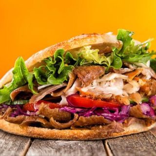 Kebap chifla mixt vita