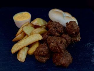 Platou piftele de pui