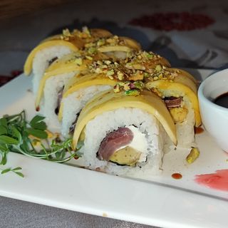 Mango Tuna Roll