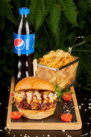 Meniu Pulled Pork Burger