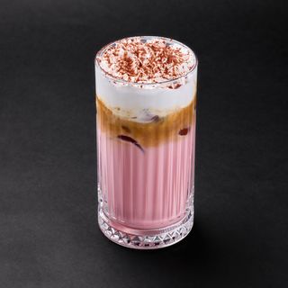 NEW "Strawberry Tiramisu Iced Latte" | 230ml