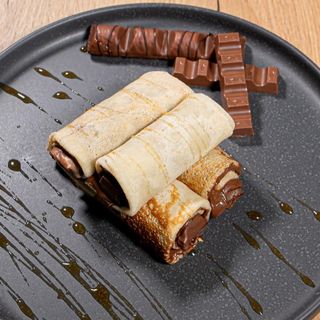 Clatita cu Nutella si Kinder mini