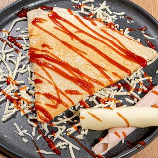 Platou clatite sarate pentru 3 persoane