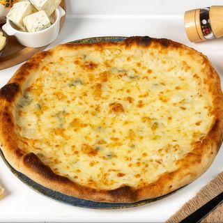 Pizza Quattro Formaggi