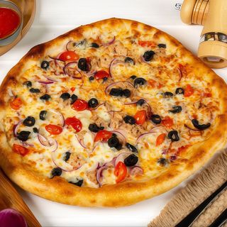 Pizza Tonno