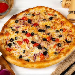 Pizza Tonno