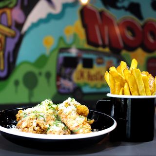Garlic Parmesan tenders & fries 380-400g