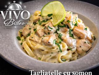 Tagliatelle cu somon
