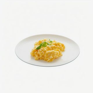 Omletă simplă cu mix de salată