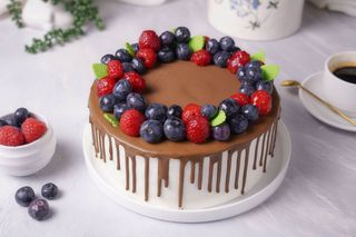 Tort Fructe de padure, 1.1kg