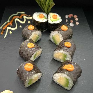 Avocado maki