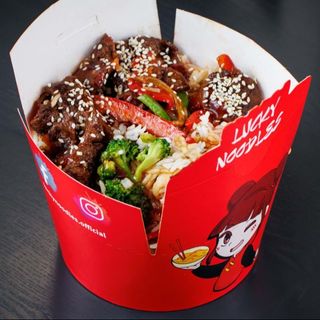 Noodles de orez cu vita
