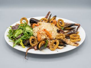 Platou mix fructe de mare pentru 2 persoane