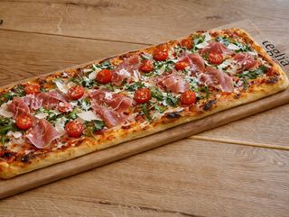 Pizza Crudo e rucola 60cm