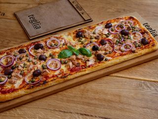 Pizza Tonno e cipolla 60cm