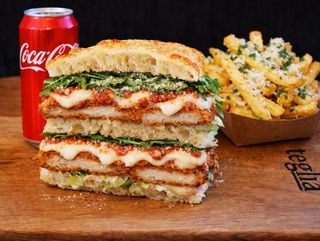 Menu Pollo Parmigiano