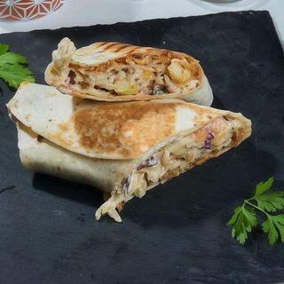 4 Shaorma pui mare+2 mici gratis