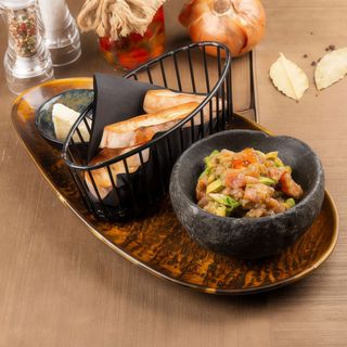 Tartare di tono rosso