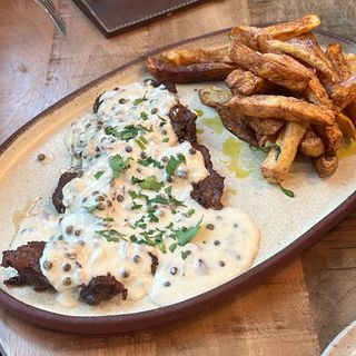 Tagliata de vita cu cartofi prajiti