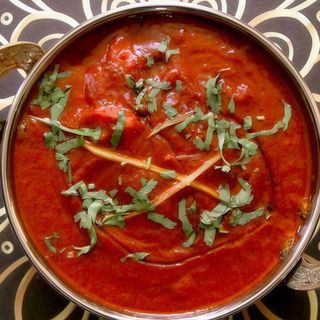 NOU! Chicken Vindaloo / Curry de pui în sos de chilli extraiute