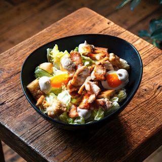 Caesar salad with grilled chicken