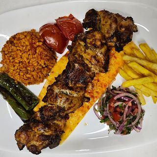 Tavuk incik izgara - pulpă de pui la grătar