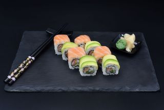 Special salmon roll