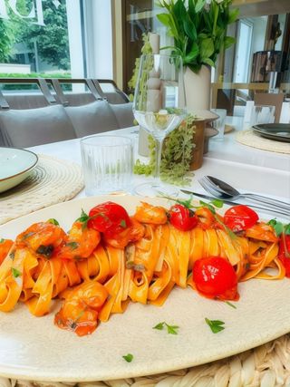 Tagliatelle cu creveti