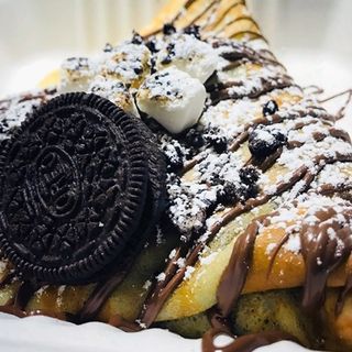 Clatite cu Nutella + Oreo