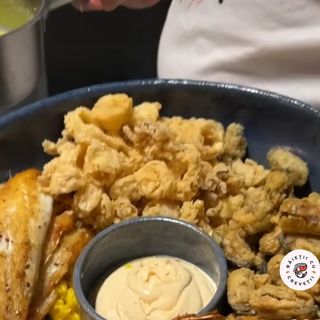 Titanic Seafood Combo pentru 4-6 persoane