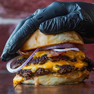 Burgeru' lu' Bicu Dublu Porc